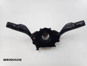 Gebruikte Combischakelaar Stuurkolom Kia Niro II (SG2) e-Niro 64.8 kWh Prijs € 120,00 Margeregeling aangeboden door Autobedrijf Broekhuis B.V.