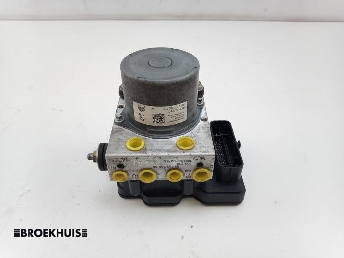 Gebruikte ABS Pomp Toyota ProAce 1.6 D-4D 115 16V Worker Prijs € 96,80 Inclusief btw aangeboden door Autobedrijf Broekhuis B.V.