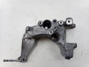 Gebruikte Motorrubber Opel Astra L Sports Tourer (F4/FC/FN/FR) 1.5 Diesel 16V Prijs € 50,00 Margeregeling aangeboden door Autobedrijf Broekhuis B.V.