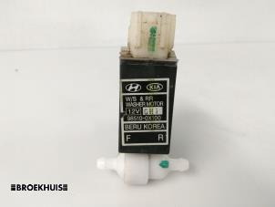 Gebruikte Ruitensproeier voor Hyundai i10 (F5) 1.2i 16V Prijs € 15,00 Margeregeling aangeboden door Autobedrijf Broekhuis B.V.