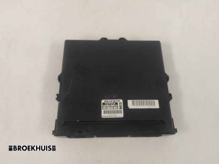 Gebruikte Start/Stop computer Peugeot 108 1.0 12V Prijs € 25,00 Margeregeling aangeboden door Autobedrijf Broekhuis B.V.