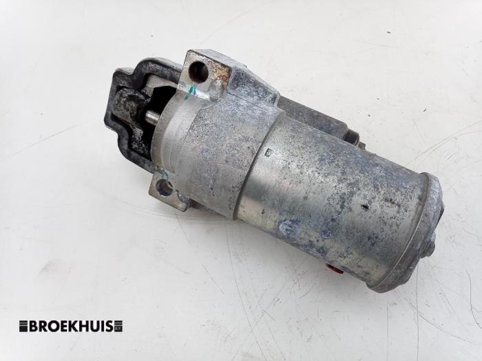 Startmotor van een Ford Transit Custom 2.0 TDCi 16V Eco Blue 105 2018