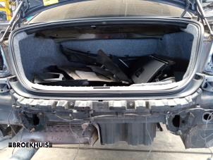 Gebruikte Bumpersteun midden-achter BMW 3 serie (E90) 318i 16V Prijs € 25,00 Margeregeling aangeboden door Autobedrijf Broekhuis B.V.