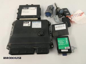 Gebruikte Inspuitcomputer Toyota Prius Plus (ZVW4) 1.8 Hybrid 16V Prijs € 200,00 Margeregeling aangeboden door Autobedrijf Broekhuis B.V.