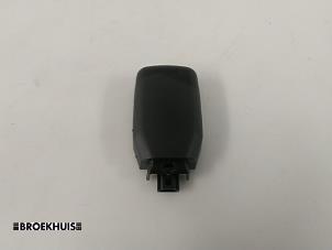 Gebruikte Sensor regen Toyota Prius Plus (ZVW4) 1.8 Hybrid 16V Prijs € 25,00 Margeregeling aangeboden door Autobedrijf Broekhuis B.V.