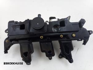 Gebruikte Kleppendeksel Renault Master III (MA/MB/MC/MD/MH/MF/MG/MH) 2.3 dCi 135 16V FWD Prijs op aanvraag aangeboden door Autobedrijf Broekhuis B.V.