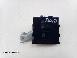 Gebruikte Computer Cruise Control Toyota Prius (ZVW5) 1.8 16V Hybrid Prijs € 50,00 Margeregeling aangeboden door Autobedrijf Broekhuis B.V.
