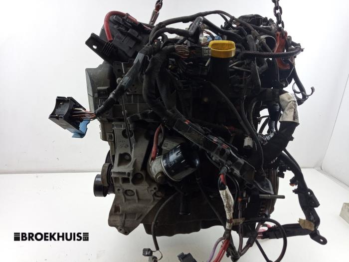 Gebruikte Motor Renault Megane III Grandtour (KZ) 1.5 dCi 110 Prijs € 750,00 Margeregeling aangeboden door Autobedrijf Broekhuis B.V.