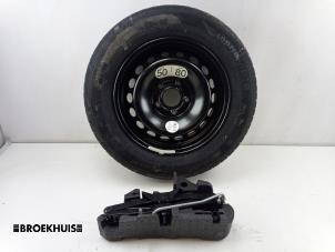 Gebruikte Reservewiel Renault Megane III Grandtour (KZ) 1.5 dCi 110 Prijs € 125,00 Margeregeling aangeboden door Autobedrijf Broekhuis B.V.