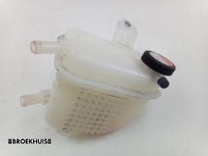 Gebruikte Expansievat Toyota Prius (ZVW5) 1.8 16V Hybrid Prijs € 60,00 Margeregeling aangeboden door Autobedrijf Broekhuis B.V.