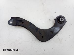 Gebruikte Draagarm rechts-achter Toyota Prius (ZVW5) 1.8 16V Hybrid Prijs € 25,00 Margeregeling aangeboden door Autobedrijf Broekhuis B.V.