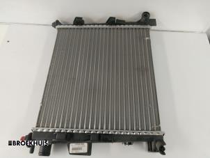 Gebruikte Radiateur Mercedes A (W168) 1.6 A-160 Prijs € 35,00 Margeregeling aangeboden door Autobedrijf Broekhuis B.V.
