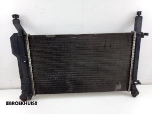 Gebruikte Radiateur Mercedes A (W169) 1.5 A-160 Prijs € 40,00 Margeregeling aangeboden door Autobedrijf Broekhuis B.V.