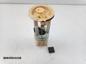 Gebruikte Tank element Pomp Mercedes A (W169) 1.5 A-160 Prijs € 30,00 Margeregeling aangeboden door Autobedrijf Broekhuis B.V.