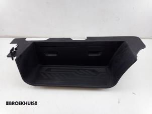 Gebruikte Voorinstap rechts Ford Transit 2.0 TDCi 16V Eco Blue 130 RWD Prijs € 42,35 Inclusief btw aangeboden door Autobedrijf Broekhuis B.V.