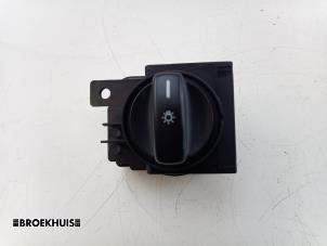 Gebruikte Licht Schakelaar Mercedes A (W169) 1.5 A-160 Prijs € 15,00 Margeregeling aangeboden door Autobedrijf Broekhuis B.V.