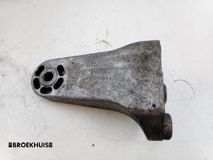 Gebruikte Motorsteun Ford Transit 2.0 TDCi 16V Eco Blue 130 RWD Prijs € 48,40 Inclusief btw aangeboden door Autobedrijf Broekhuis B.V.