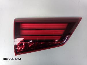Gebruikte Achterlicht links Mitsubishi Outlander (GF/GG) 2.0 16V PHEV 4x4 Prijs € 200,00 Margeregeling aangeboden door Autobedrijf Broekhuis B.V.