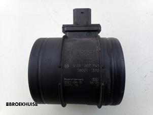 Gebruikte Luchtmassameter Iveco New Daily VI 33S14, 35C14, 35S14 Prijs € 54,45 Inclusief btw aangeboden door Autobedrijf Broekhuis B.V.