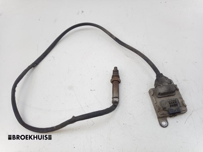Gebruikte Nox sensor Iveco New Daily VI 33S14, 35C14, 35S14 Prijs € 223,85 Inclusief btw aangeboden door Autobedrijf Broekhuis B.V.