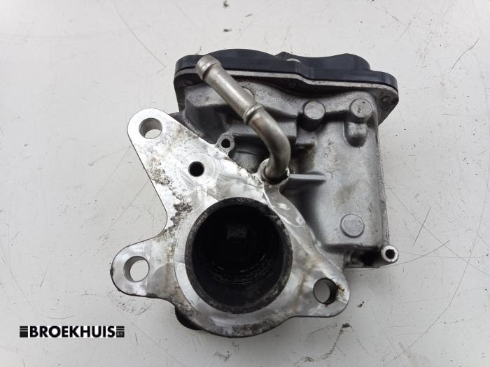 Gebruikte EGR Klep Renault Master III (EV/HV/UV/VA/VB/VD/VF/VG/VJ) 2.3 dCi 145 16V FWD Prijs € 54,45 Inclusief btw aangeboden door Autobedrijf Broekhuis B.V.