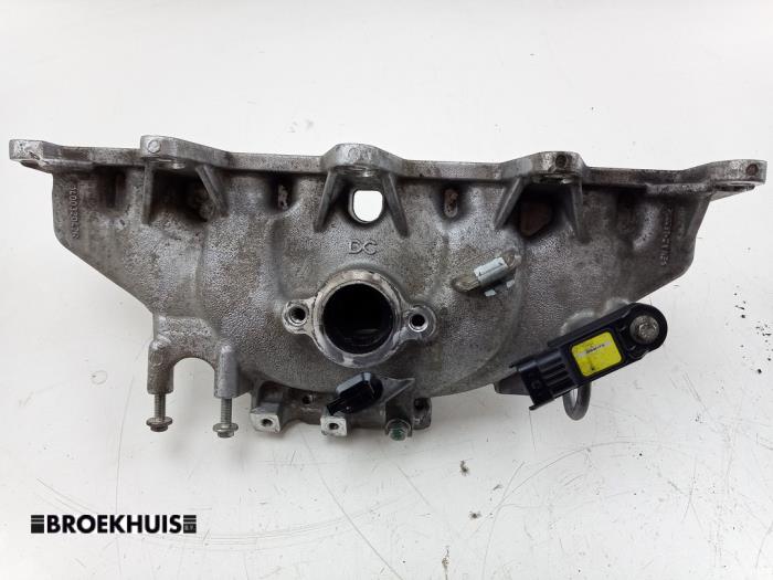 Gebruikte Inlaatspruitstuk Renault Master III (EV/HV/UV/VA/VB/VD/VF/VG/VJ) 2.3 dCi 145 16V FWD Prijs € 96,80 Inclusief btw aangeboden door Autobedrijf Broekhuis B.V.