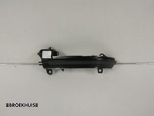 Gebruikte Clignoteur rechts BMW 3 serie Gran Turismo (F34) 320i xDrive 2.0 16V Prijs € 15,00 Margeregeling aangeboden door Autobedrijf Broekhuis B.V.