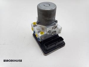 Gebruikte ABS Pomp BMW 5 serie (G30) 540i 3.0 TwinPower Turbo 24V Prijs € 250,00 Margeregeling aangeboden door Autobedrijf Broekhuis B.V.