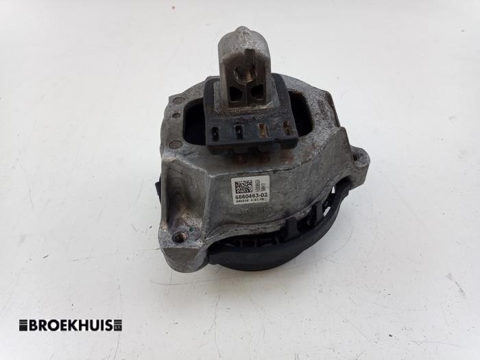 Gebruikte Motorrubber BMW 5 serie (G30) 540i 3.0 TwinPower Turbo 24V Prijs € 25,00 Margeregeling aangeboden door Autobedrijf Broekhuis B.V.