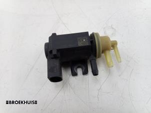 Gebruikte Vacuum ventiel Volkswagen Passat Variant (3G5) 2.0 TDI 16V 150 Prijs € 15,00 Margeregeling aangeboden door Autobedrijf Broekhuis B.V.