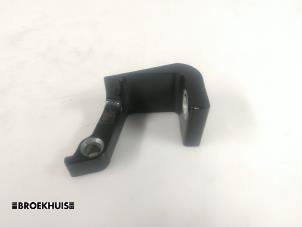 GTV INVESTMENTS TRANSPORTER T5 Voor Linker Deur Scharnier 7E0831411B NIEUWE ECHT