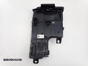 Gebruikte Computer Body Control Tesla Model Y (5YJY) RWD Prijs € 170,00 Margeregeling aangeboden door Autobedrijf Broekhuis B.V.