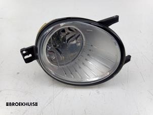 Gebruikte Mistlamp rechts-voor Ford S-Max (GBW) 2.0 TDCi 16V 140 Prijs € 30,00 Margeregeling aangeboden door Autobedrijf Broekhuis B.V.