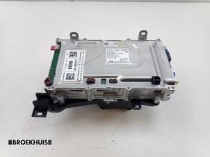 Gebruikte Boordcomputer Tesla Model Y (5YJY) RWD Prijs € 650,00 Margeregeling aangeboden door Autobedrijf Broekhuis B.V.