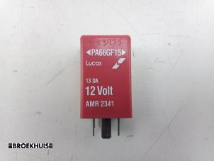 Gebruikte Relais Landrover Defender I 2.2 TD4 16V Prijs € 25,00 Margeregeling aangeboden door Autobedrijf Broekhuis B.V.