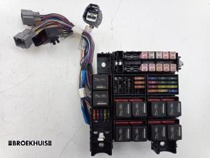 Gebruikte Zekeringkast Landrover Defender I 2.2 TD4 16V Prijs € 350,00 Margeregeling aangeboden door Autobedrijf Broekhuis B.V.