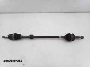 Gebruikte Cardanas rechts-voor (VWA) Toyota Yaris III (P13) 1.33 16V Dual VVT-I Prijs € 60,00 Margeregeling aangeboden door Autobedrijf Broekhuis B.V.