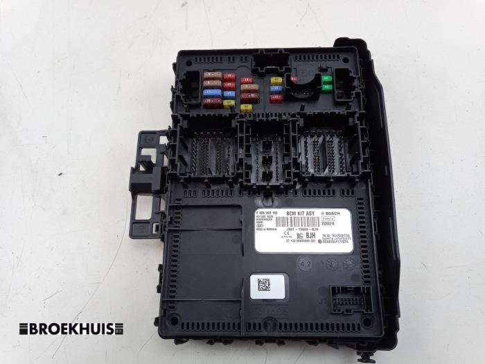 Gebruikte Computer Body Control Ford Focus 4 Wagon 1.0 Ti-VCT EcoBoost 12V 125 Prijs € 90,00 Margeregeling aangeboden door Autobedrijf Broekhuis B.V.