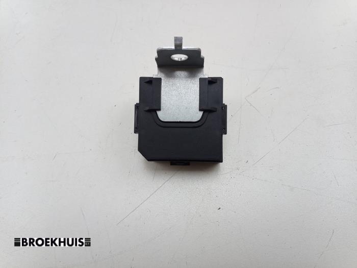 Gebruikte Immobiliser module Hyundai i10 (B5) 1.0 12V Prijs € 20,00 Margeregeling aangeboden door Autobedrijf Broekhuis B.V.