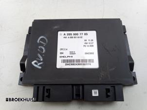 Gebruikte Sperdifferentieel module Mercedes C Estate (S205) C-180 BlueTEC, C-180 d 1.6 16V Prijs € 40,00 Margeregeling aangeboden door Autobedrijf Broekhuis B.V.