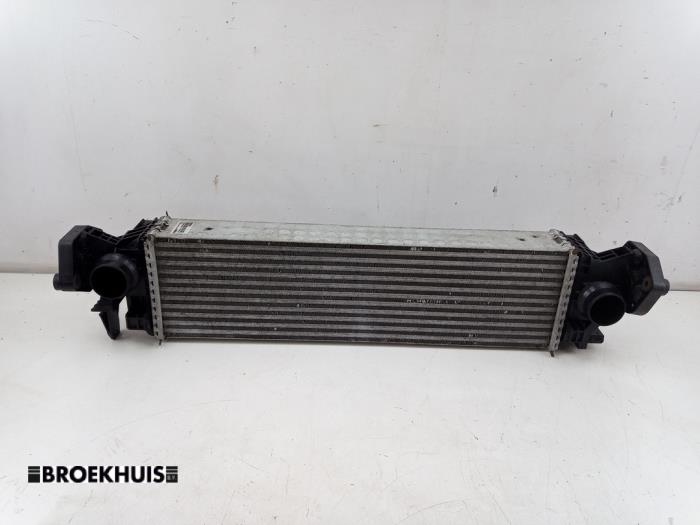Gebruikte Intercooler Volvo V60 II (ZW) 2.0 T8 16V Plug-in Hybrid AWD Prijs € 135,00 Margeregeling aangeboden door Autobedrijf Broekhuis B.V.