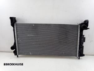 Gebruikte Radiateur Volvo V60 II (ZW) 2.0 T8 16V Plug-in Hybrid AWD Prijs € 75,00 Margeregeling aangeboden door Autobedrijf Broekhuis B.V.