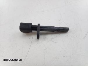 Gebruikte Sensor ABS Volvo V60 II (ZW) 2.0 T8 16V Plug-in Hybrid AWD Prijs € 40,00 Margeregeling aangeboden door Autobedrijf Broekhuis B.V.