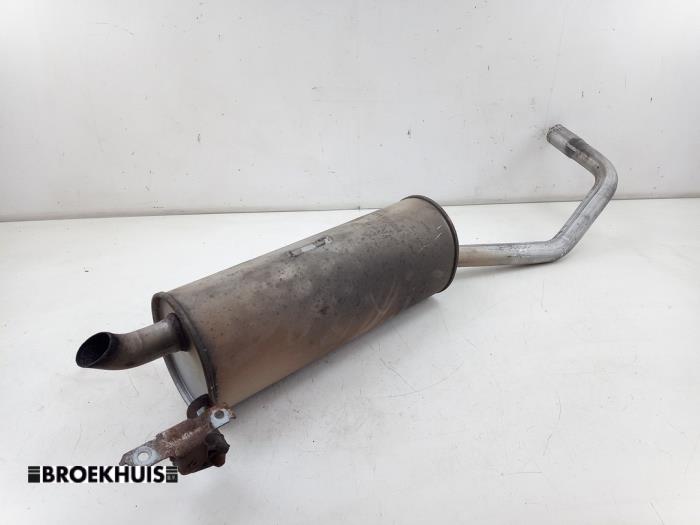 Uitlaat Einddemper van een Seat Ibiza IV (6J5) 1.4 16V 2012