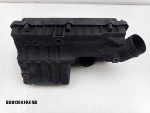 Gebruikte Luchtfilterhuis Seat Ibiza IV (6J5) 1.4 16V Prijs € 40,00 Margeregeling aangeboden door Autobedrijf Broekhuis B.V.