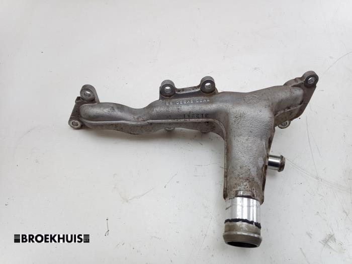 Gebruikte Waterslang aansluiting Landrover Defender I 2.2 TD4 16V Prijs € 40,00 Margeregeling aangeboden door Autobedrijf Broekhuis B.V.