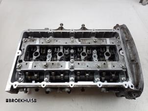 Gebruikte Cilinderkop Landrover Defender I 2.2 TD4 16V Prijs € 850,00 Margeregeling aangeboden door Autobedrijf Broekhuis B.V.