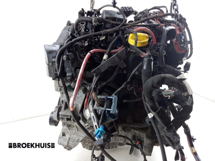 Gebruikte Motor Renault Megane III Grandtour (KZ) 1.5 dCi 110 Prijs € 850,00 Margeregeling aangeboden door Autobedrijf Broekhuis B.V.