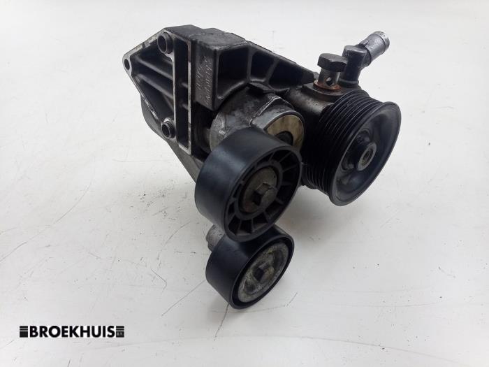 Gebruikte Servopomp Fiat Ducato (250) 2.3 D 130 Multijet Prijs € 90,75 Inclusief btw aangeboden door Autobedrijf Broekhuis B.V.