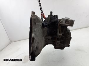 Gebruikte Versnellingsbak Opel Astra H SW (L35) 1.8 16V Prijs € 225,00 Margeregeling aangeboden door Autobedrijf Broekhuis B.V.